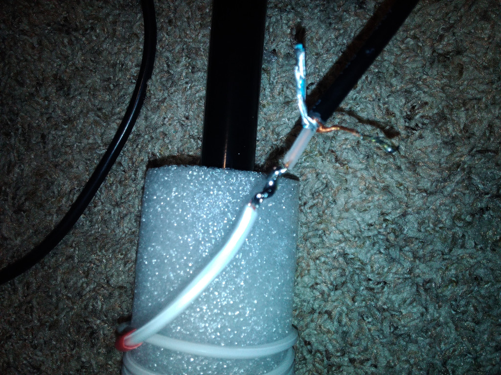 Dollar Tree Broomstick Vertical Antenna, solder to coax