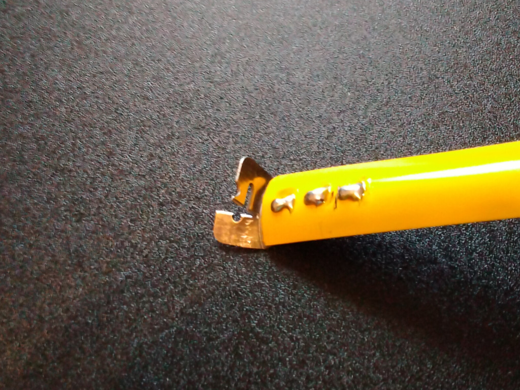 Dollar Tree Broomstick Tape Measure Dipole Antenna