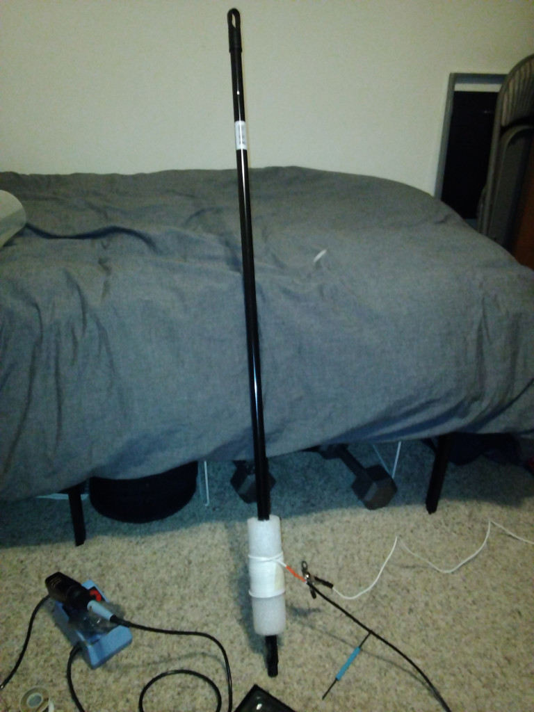 Dollar Tree Broomstick Vertical Antenna